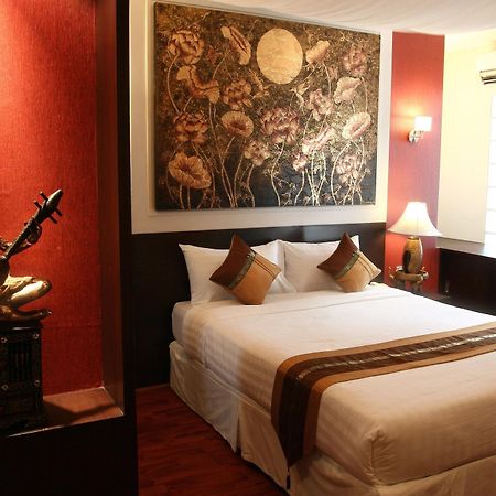Mirth Sathorn Hotel Μπανγκόκ Εξωτερικό φωτογραφία