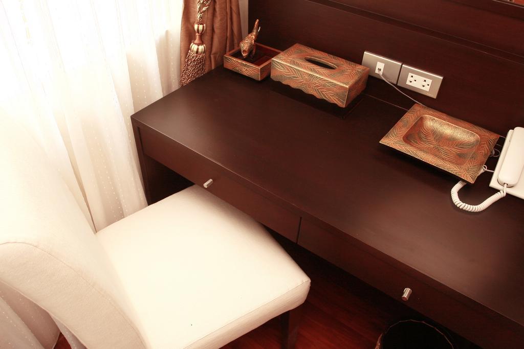 Mirth Sathorn Hotel Μπανγκόκ Εξωτερικό φωτογραφία