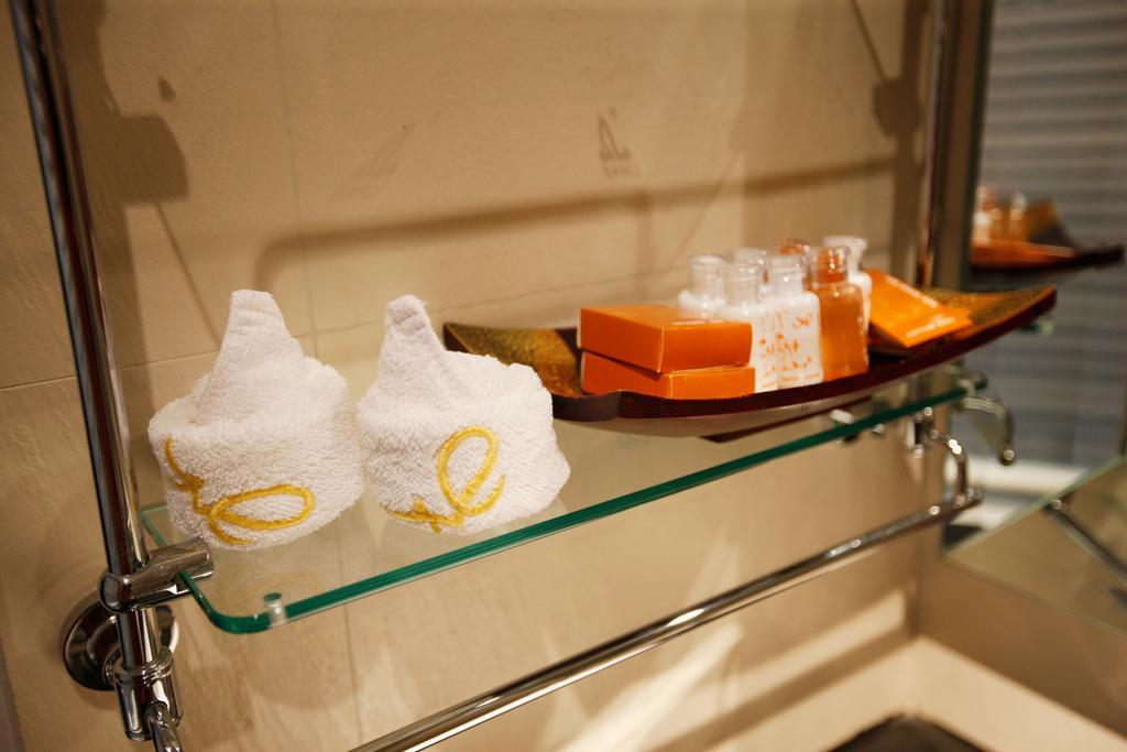 Mirth Sathorn Hotel Μπανγκόκ Εξωτερικό φωτογραφία